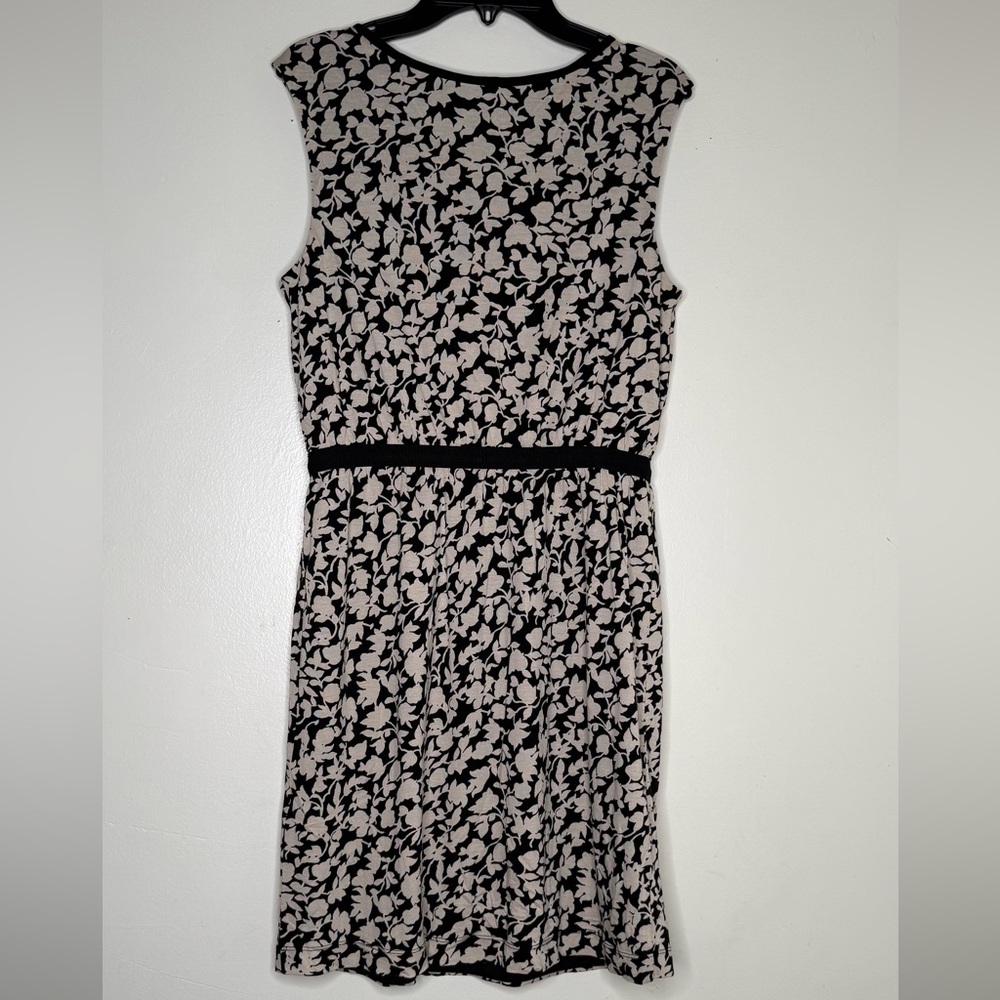 LOFT DRESS - Picture 5 of 5